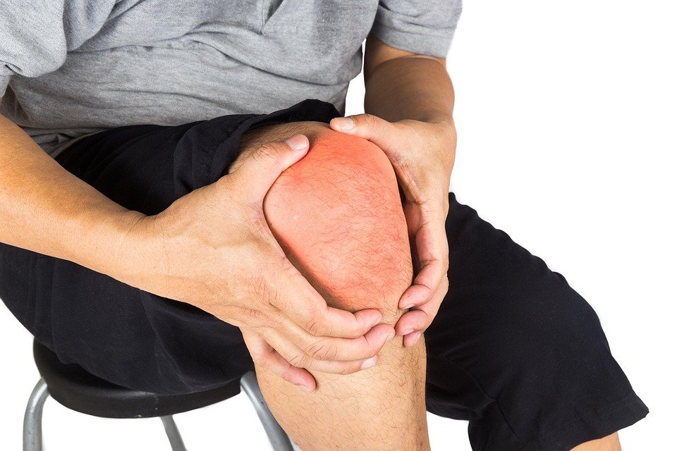Is Your Knee Pain Getting Worse When You Stand Up? Find Out Why!