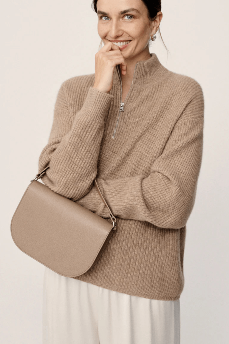 ‘I’m an Orthodontist, and Here’s Why the Roof of Your Mouth Hurts So Bad’